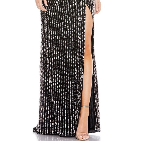 NWT MAC DUGGAL 93735 Pearl Embellished Soft Tie One Shoulder Gown Size 4 - Picture 6 of 10